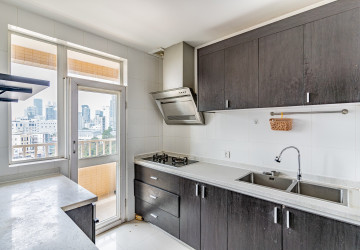 3 Bedroom Condo For Rent- Rose Condo, Tonle Bassac, Phnom Penh thumbnail