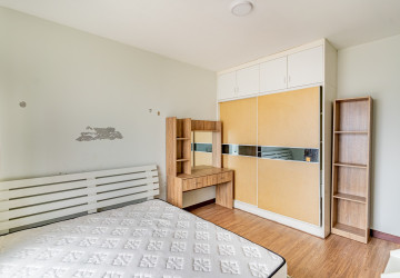 3 Bedroom Condo For Rent- Rose Condo, Tonle Bassac, Phnom Penh thumbnail