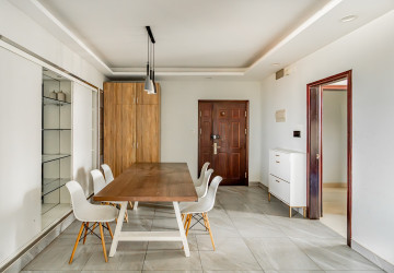 3 Bedroom Condo For Rent- Rose Condo, Tonle Bassac, Phnom Penh thumbnail