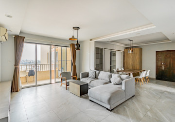 3 Bedroom Condo For Rent- Rose Condo, Tonle Bassac, Phnom Penh thumbnail