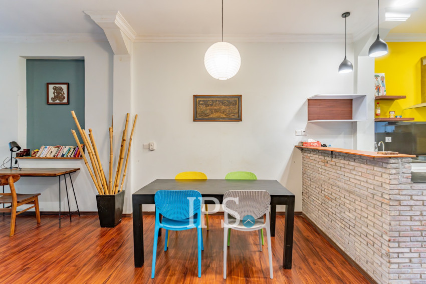 Renovated 2 Bedroom Apartment For Rent - Phsar Thmei 3, Phnom Penh