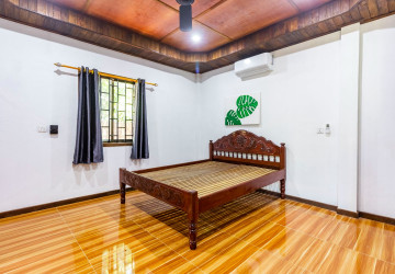 2 Bedroom House For Rent - Sangkat Siem Reap, Siem Reap thumbnail