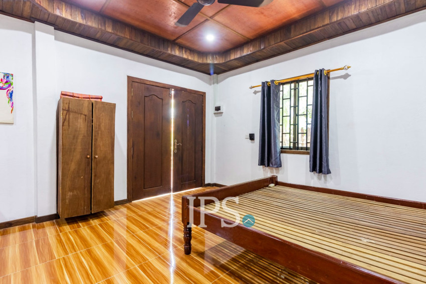 2 Bedroom House For Rent - Sangkat Siem Reap, Siem Reap