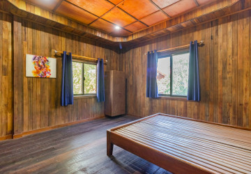 2 Bedroom House For Rent - Sangkat Siem Reap, Siem Reap thumbnail