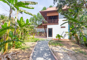 2 Bedroom House For Rent - Sangkat Siem Reap, Siem Reap thumbnail