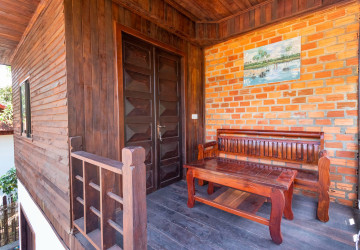 2 Bedroom House For Rent - Sangkat Siem Reap, Siem Reap thumbnail