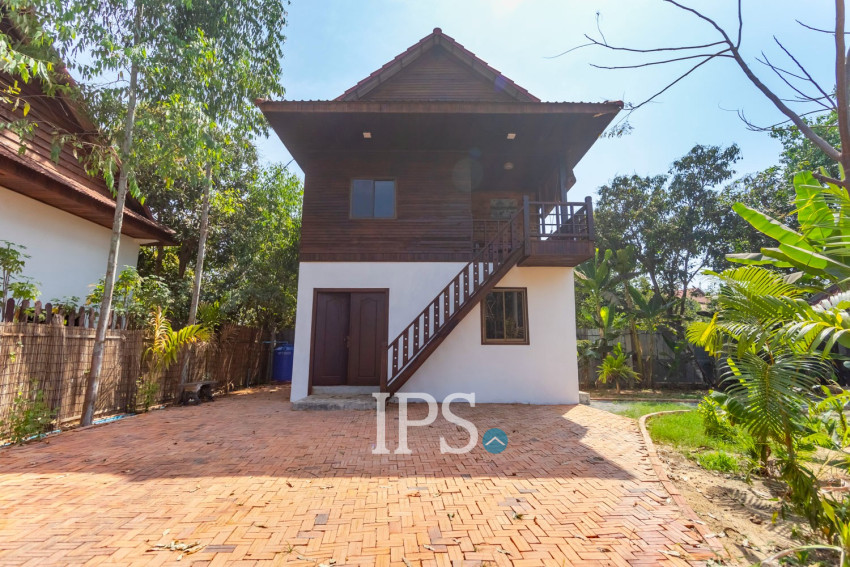2 Bedroom House For Rent - Sangkat Siem Reap, Siem Reap