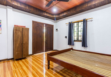 2 Bedroom House For Rent - Sangkat Siem Reap, Siem Reap thumbnail