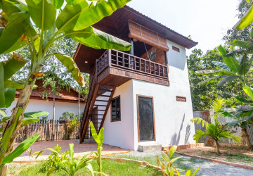 2 Bedroom House For Rent - Sangkat Siem Reap, Siem Reap thumbnail