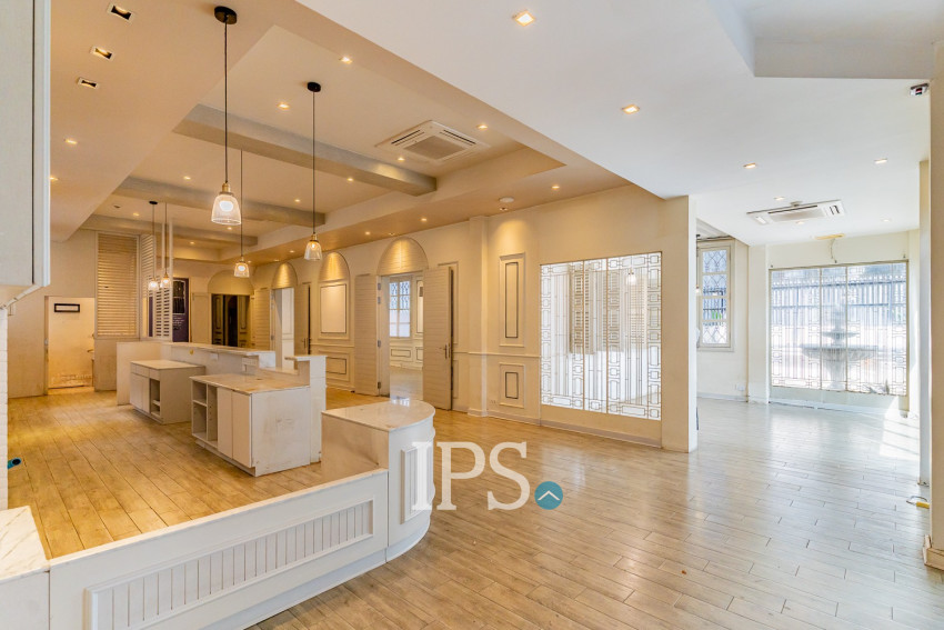 528 Sqm Commercial Villa For Rent - Daun Penh, Phnom Penh