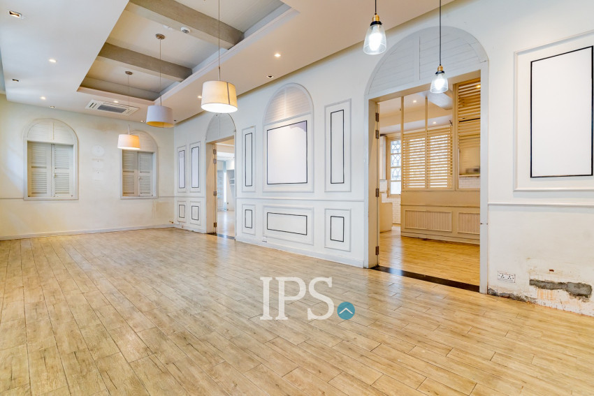 528 Sqm Commercial Villa For Rent - Daun Penh, Phnom Penh