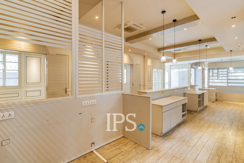 528 Sqm Commercial Villa For Rent - Daun Penh, Phnom Penh