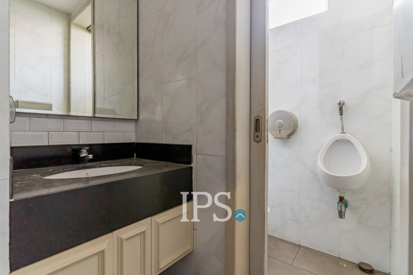 528 Sqm Commercial Villa For Rent - Daun Penh, Phnom Penh