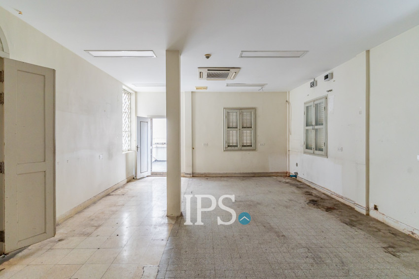528 Sqm Commercial Villa For Rent - Daun Penh, Phnom Penh