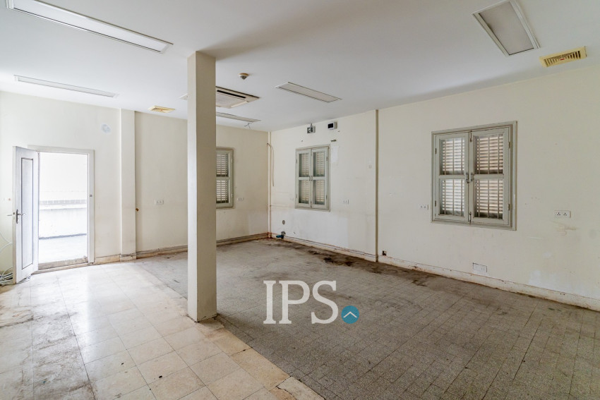528 Sqm Commercial Villa For Rent - Daun Penh, Phnom Penh