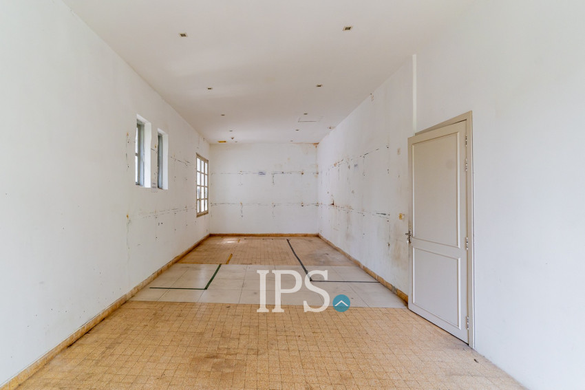528 Sqm Commercial Villa For Rent - Daun Penh, Phnom Penh