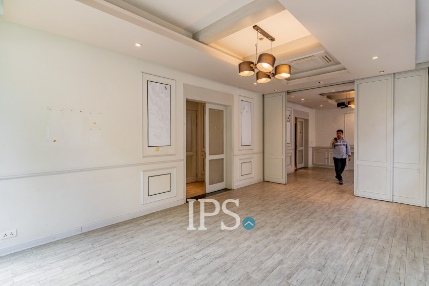 528 Sqm Commercial Villa For Rent - Daun Penh, Phnom Penh