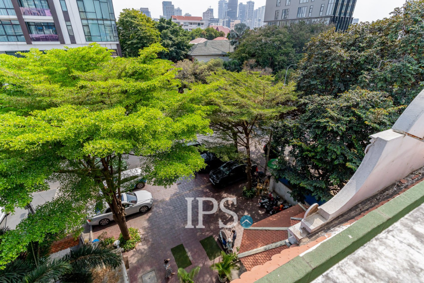 528 Sqm Commercial Villa For Rent - Daun Penh, Phnom Penh