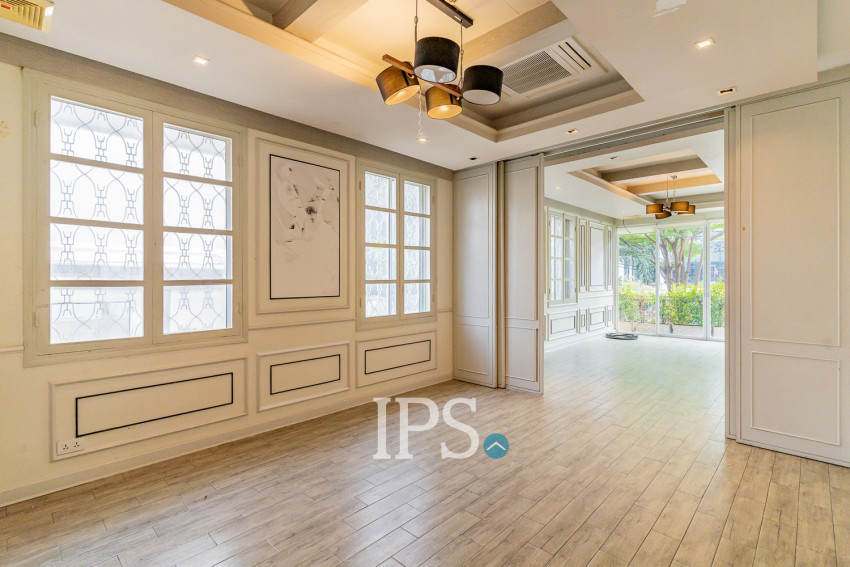 528 Sqm Commercial Villa For Rent - Daun Penh, Phnom Penh