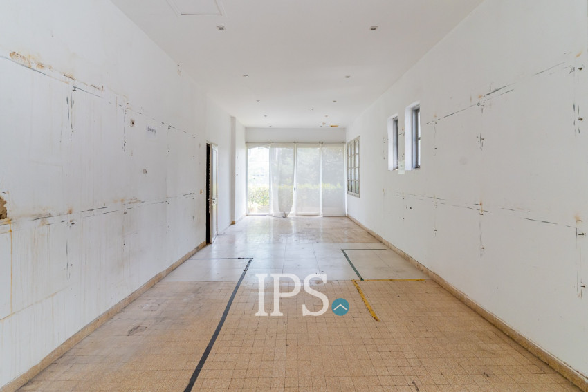 528 Sqm Commercial Villa For Rent - Daun Penh, Phnom Penh