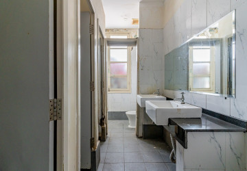 528 Sqm Commercial Villa For Rent - Daun Penh, Phnom Penh thumbnail
