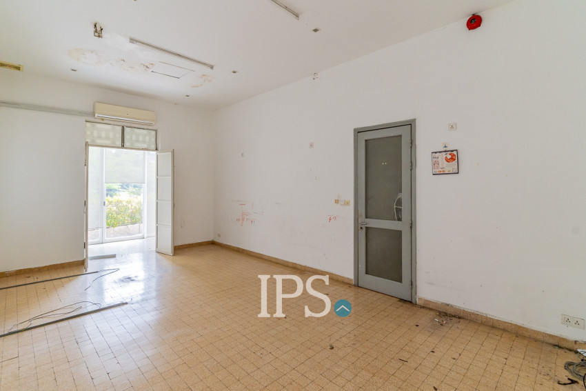 528 Sqm Commercial Villa For Rent - Daun Penh, Phnom Penh