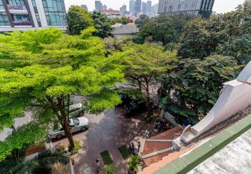 528 Sqm Commercial Villa For Rent - Daun Penh, Phnom Penh thumbnail