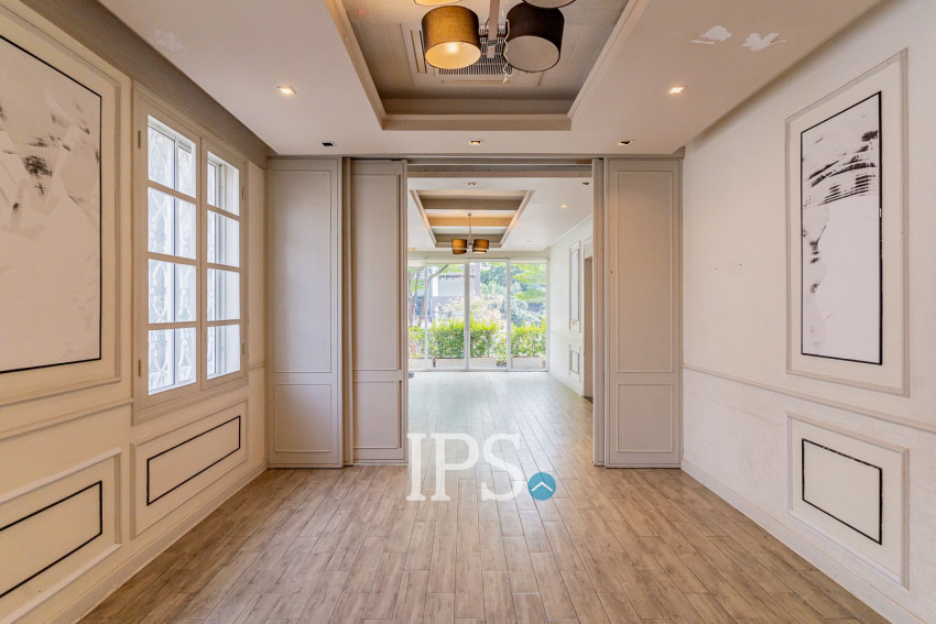 528 Sqm Commercial Villa For Rent - Daun Penh, Phnom Penh