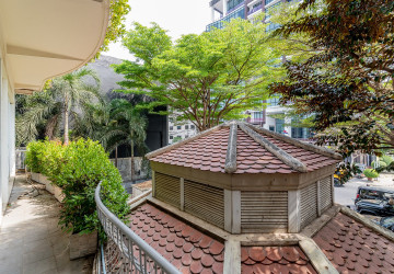 528 Sqm Commercial Villa For Rent - Daun Penh, Phnom Penh thumbnail