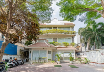 528 Sqm Commercial Villa For Rent - Daun Penh, Phnom Penh thumbnail