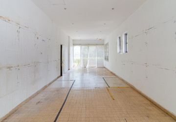 528 Sqm Commercial Villa For Rent - Daun Penh, Phnom Penh thumbnail