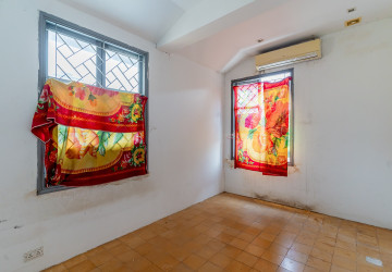 528 Sqm Commercial Villa For Rent - Daun Penh, Phnom Penh thumbnail