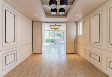 528 Sqm Commercial Villa For Rent - Daun Penh, Phnom Penh thumbnail