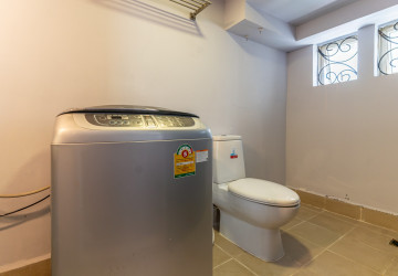 Renovated Duplex 2 Bedroom Apartment For Sale - Wat Phnom, Phnom Penh thumbnail