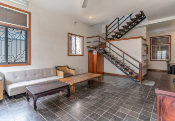 Renovated Duplex 2 Bedroom Apartment For Sale - Wat Phnom, Phnom Penh thumbnail