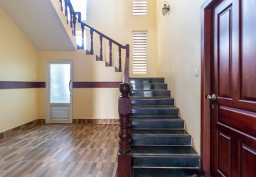 1 Bedroom Apartment For Rent - Slor Kram, Siem Reap thumbnail