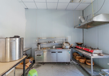 110 Sqm Retail Space For Rent - Tonle Bassac, Phnom Penh thumbnail