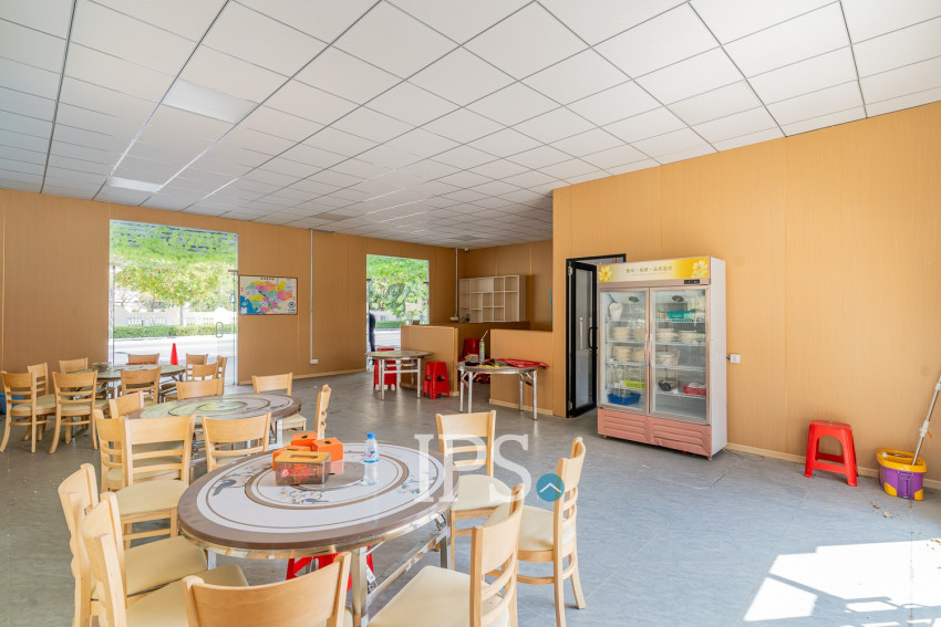 110 Sqm Retail Space For Rent - Tonle Bassac, Phnom Penh