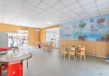 110 Sqm Retail Space For Rent - Tonle Bassac, Phnom Penh thumbnail