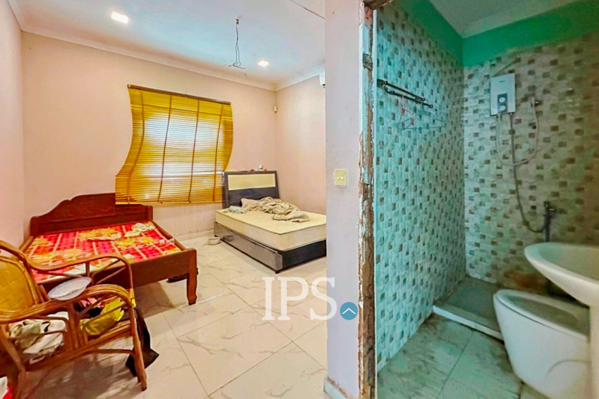 12,493 Sqm Land with Factory For Sale - Samraong Tong, Kampong Speu