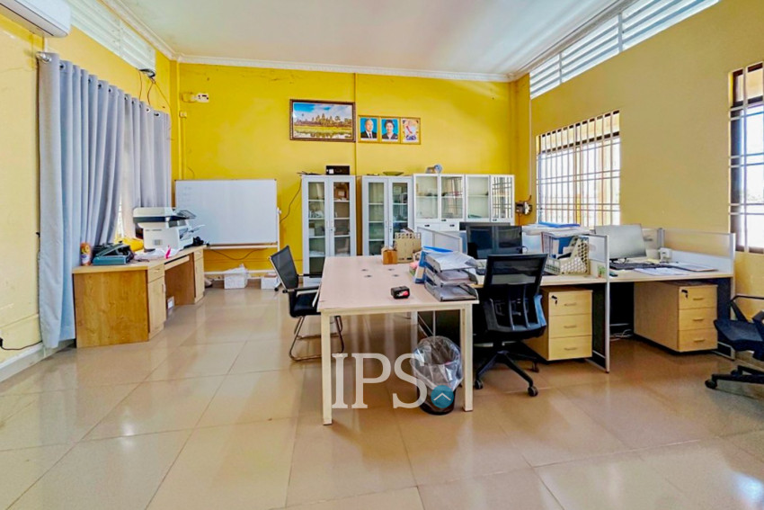 12,493 Sqm Land with Factory For Sale - Samraong Tong, Kampong Speu