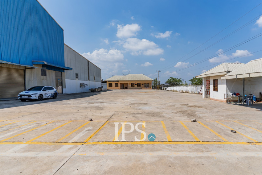12,493 Sqm Land with Factory For Sale - Samraong Tong, Kampong Speu