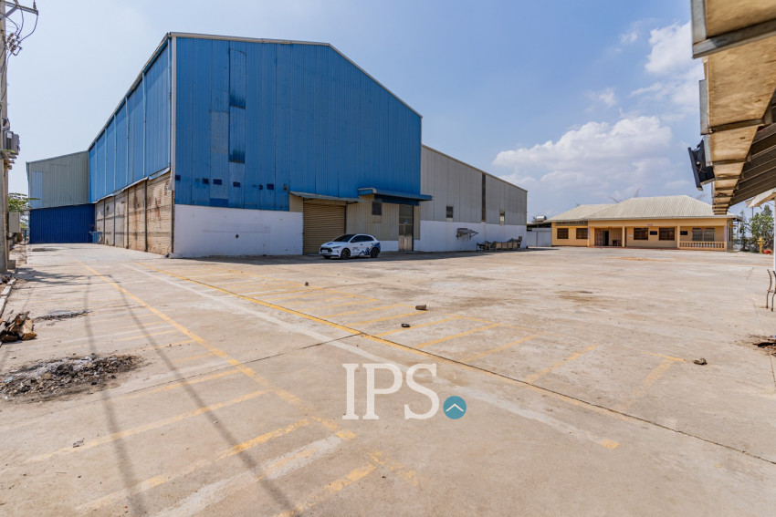 12,493 Sqm Land with Factory For Sale - Samraong Tong, Kampong Speu