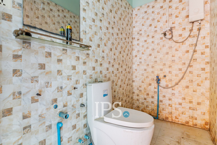 12,493 Sqm Land with Factory For Sale - Samraong Tong, Kampong Speu