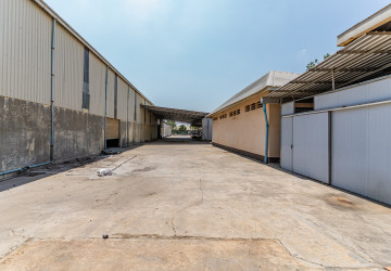 12,493 Sqm Land with Factory For Sale - Samraong Tong, Kampong Speu thumbnail