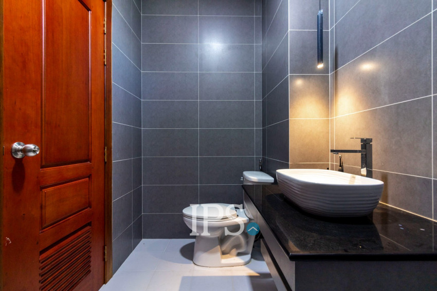 វីឡា 3 បន្ទប់គេង សម្រាប់លក់ - សាលាកំរើក, សៀមរាប