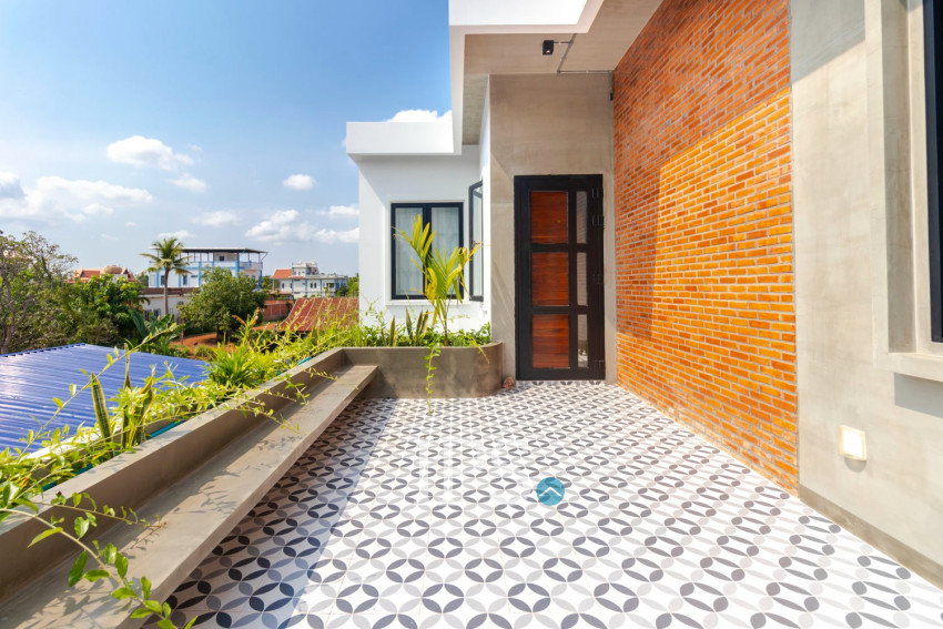 វីឡា 3 បន្ទប់គេង សម្រាប់លក់ - សាលាកំរើក, សៀមរាប