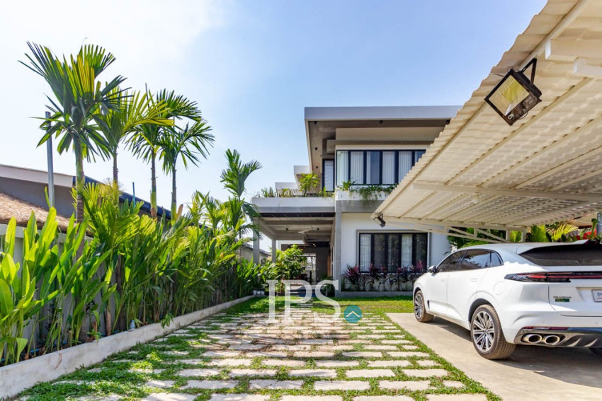 វីឡា 3 បន្ទប់គេង សម្រាប់លក់ - សាលាកំរើក, សៀមរាប