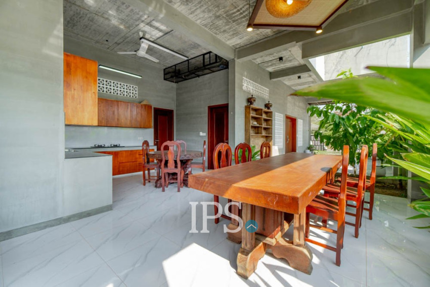 វីឡា 3 បន្ទប់គេង សម្រាប់លក់ - សាលាកំរើក, សៀមរាប