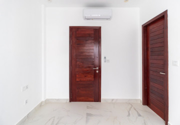 4 Bedroom Flat For Rent - Sala Kamreuk, Siem Reap thumbnail